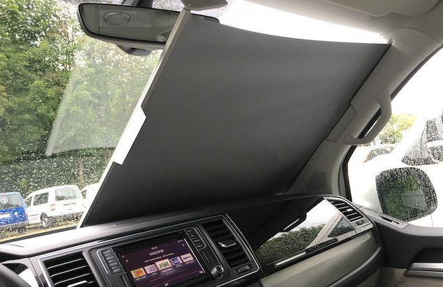 Surfer suite Beach Hostel Vw sun blind front left